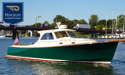 36' Hinckley 2000 Yacht For Sale